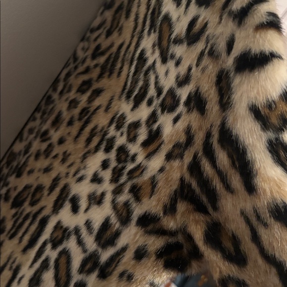 Leopard print fur coat - Picture 6 of 6